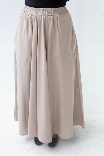 Poplin Skirt in Beige