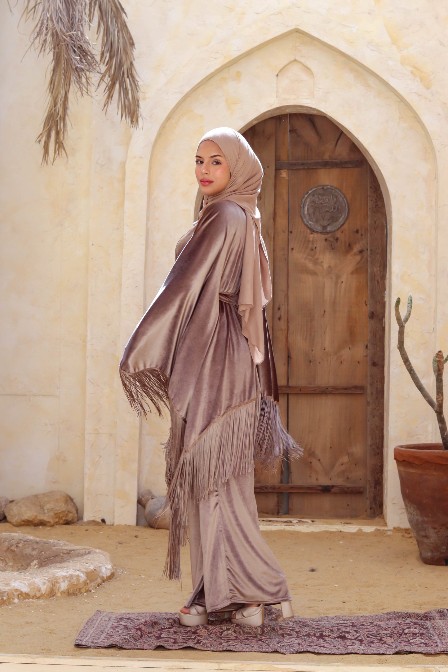 Vira Fringe Velvet Set In Cafe