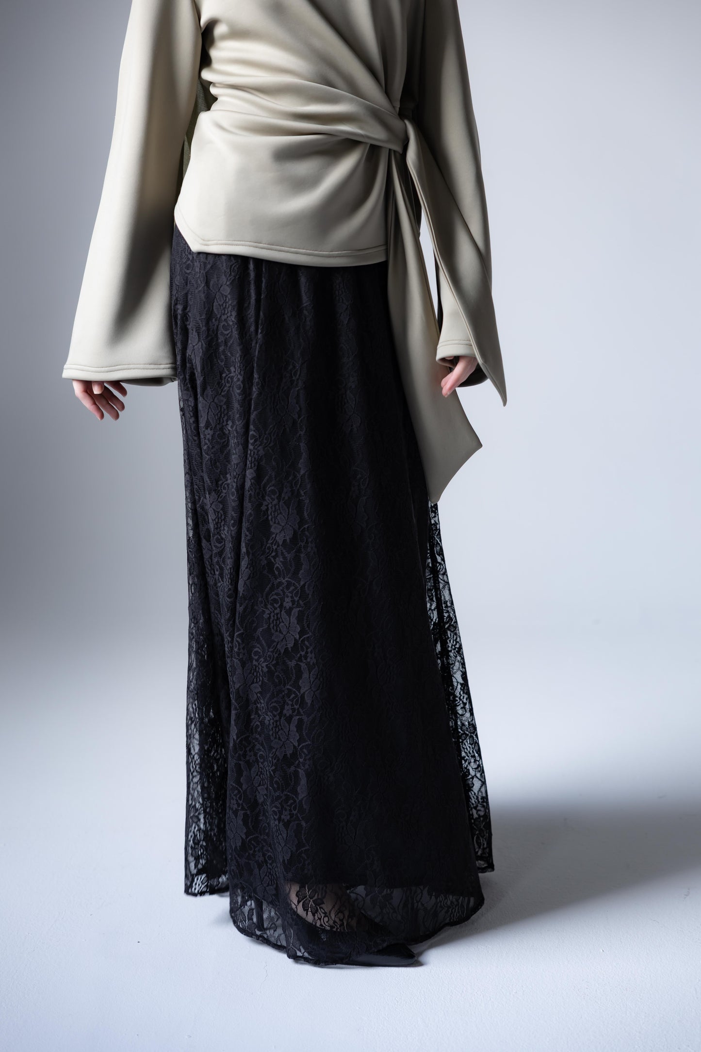 Ayla Lace Skirt In Black