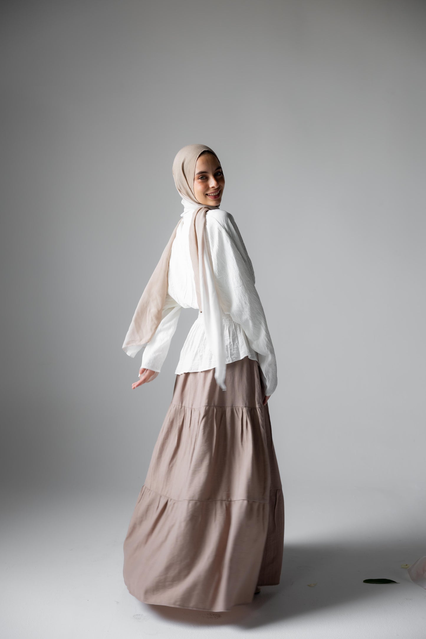 Midnight Breeze Skirt In Cafe