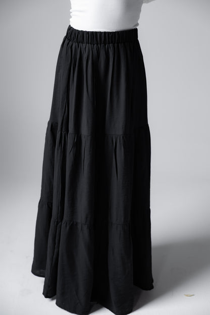 Midnight Breeze Skirt In Black