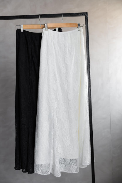Ayla Lace Skirt In Black