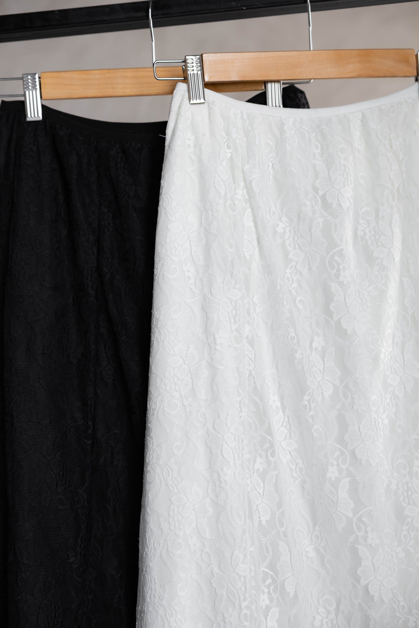 Ayla Lace Skirt In White