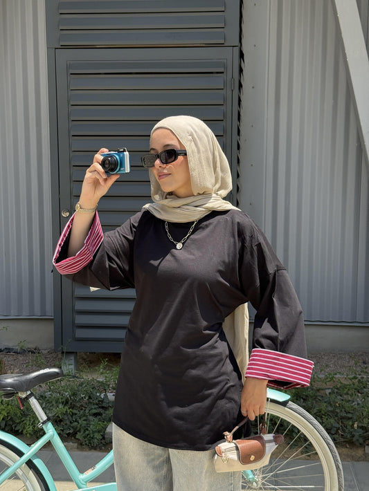 Mia Tee In Black
